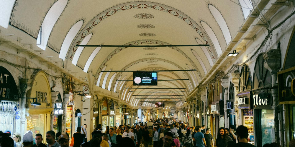 Fake luxuries supplant tradition in Istanbul's Grand Bazaar